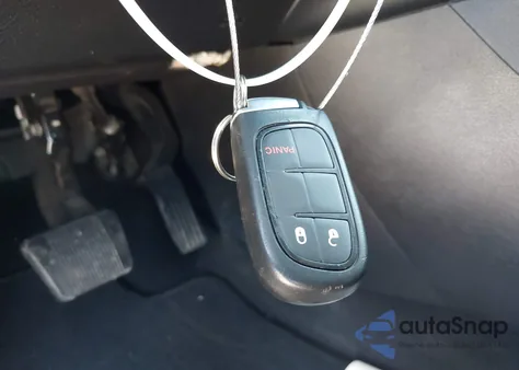 2019 Jeep Cherokee Latitude Plus Fwd из США, поврежденный, VIN 1C4PJLLB1KD278606